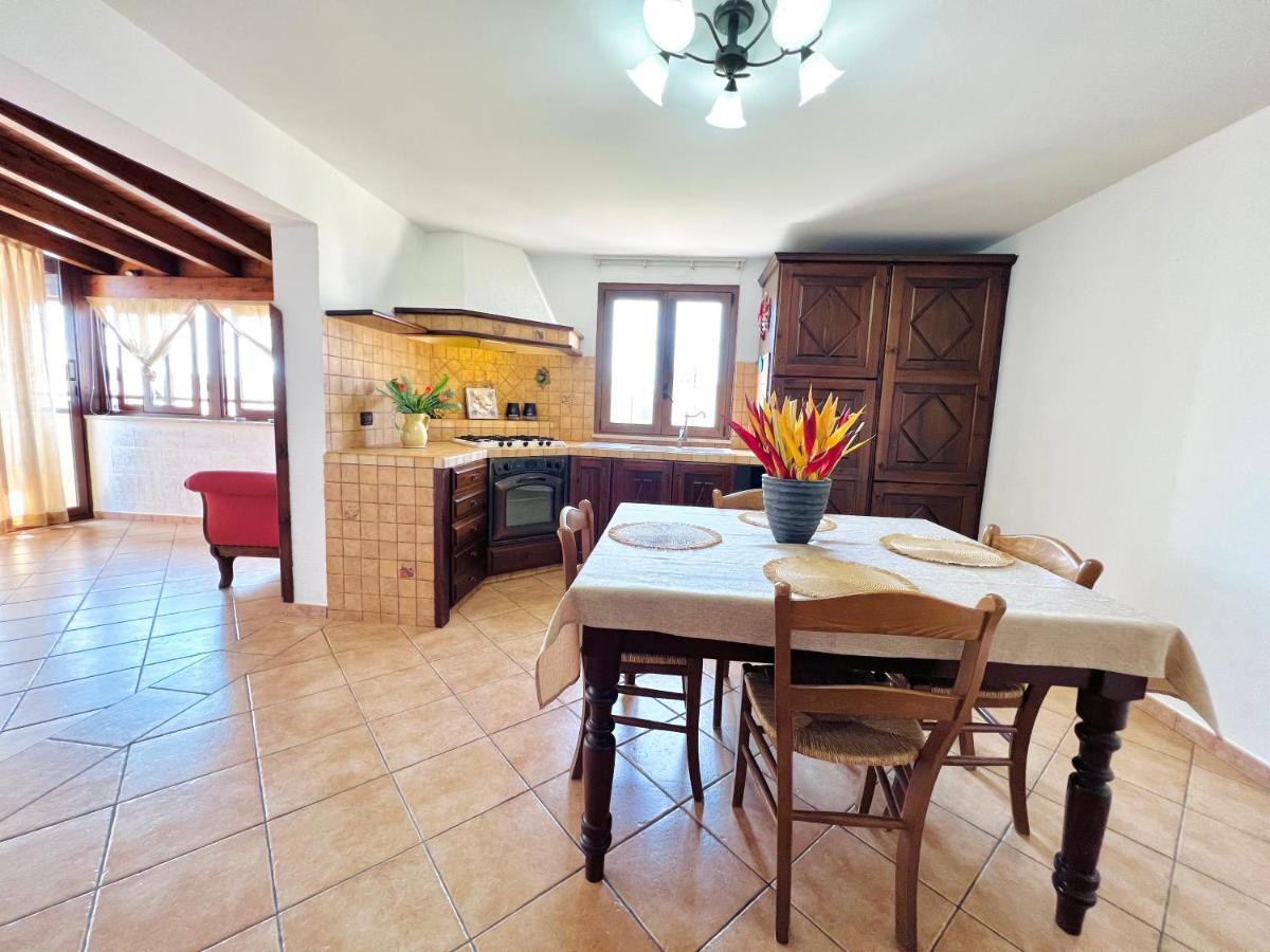 Casa Aieddu Hotel Теразини Екстериор снимка
